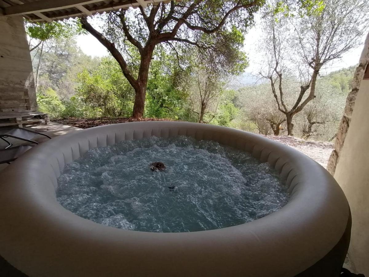 Sejour En Pleine Nature, Vue Imprenable, Jacuzzi Contes (Alpes-Maritimes) Exterior foto
